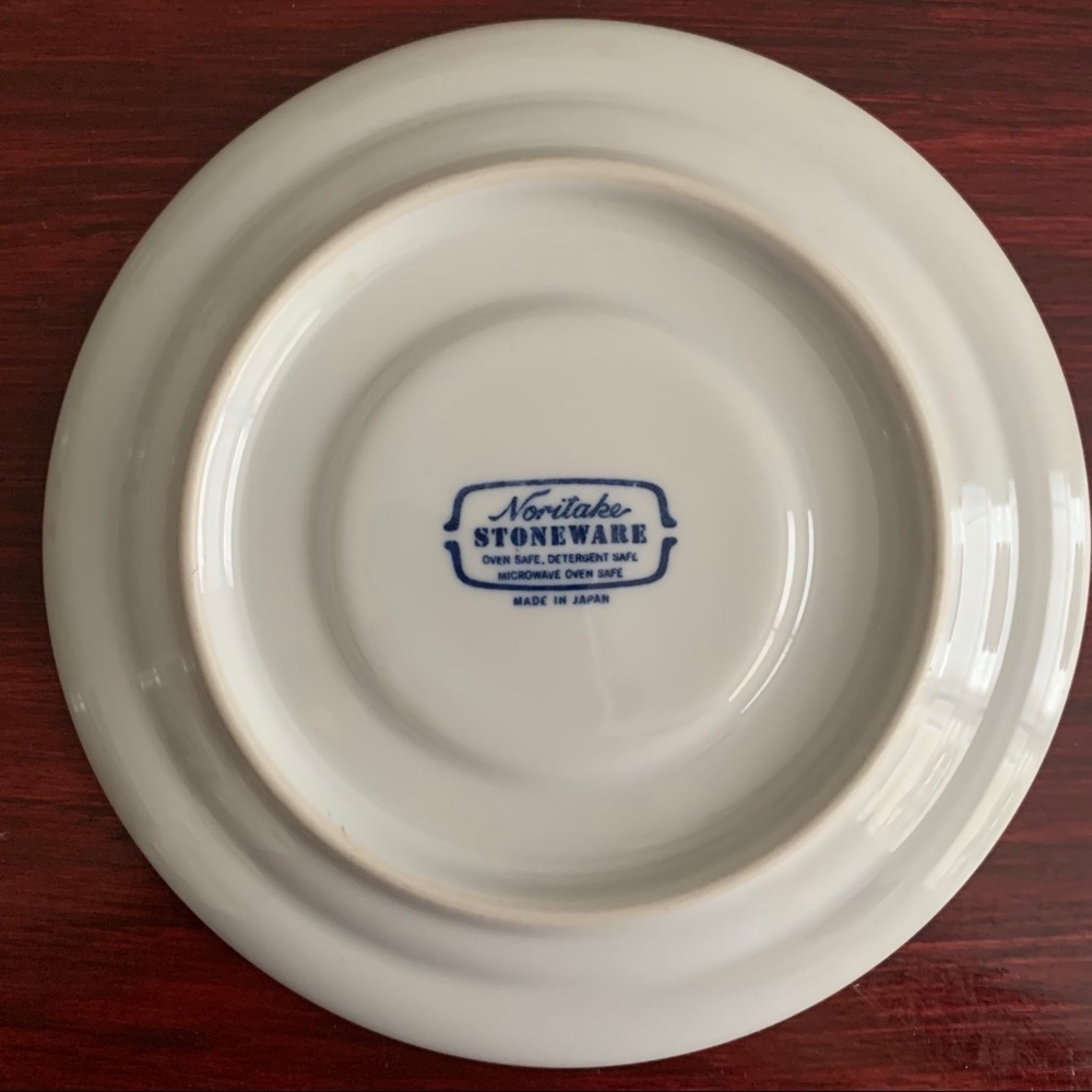 Noritake Stoneware Fjord Saucer Plate - Picture 3 of 4